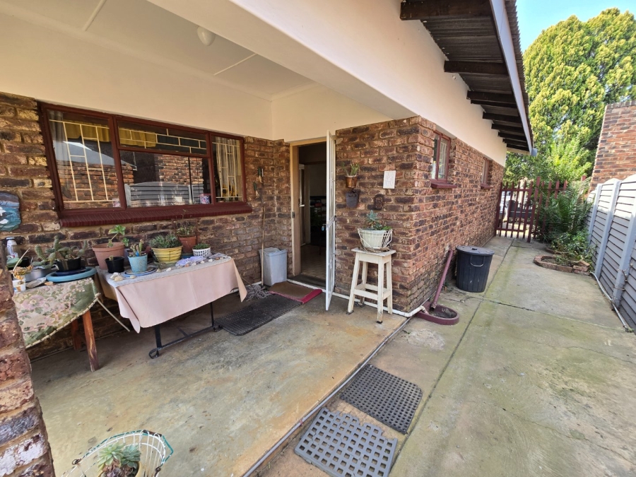 3 Bedroom Property for Sale in Potchefstroom North West